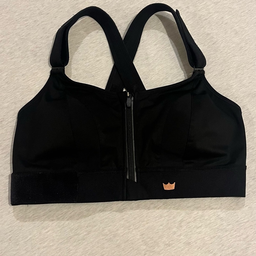 SHEFIT Sports Bra